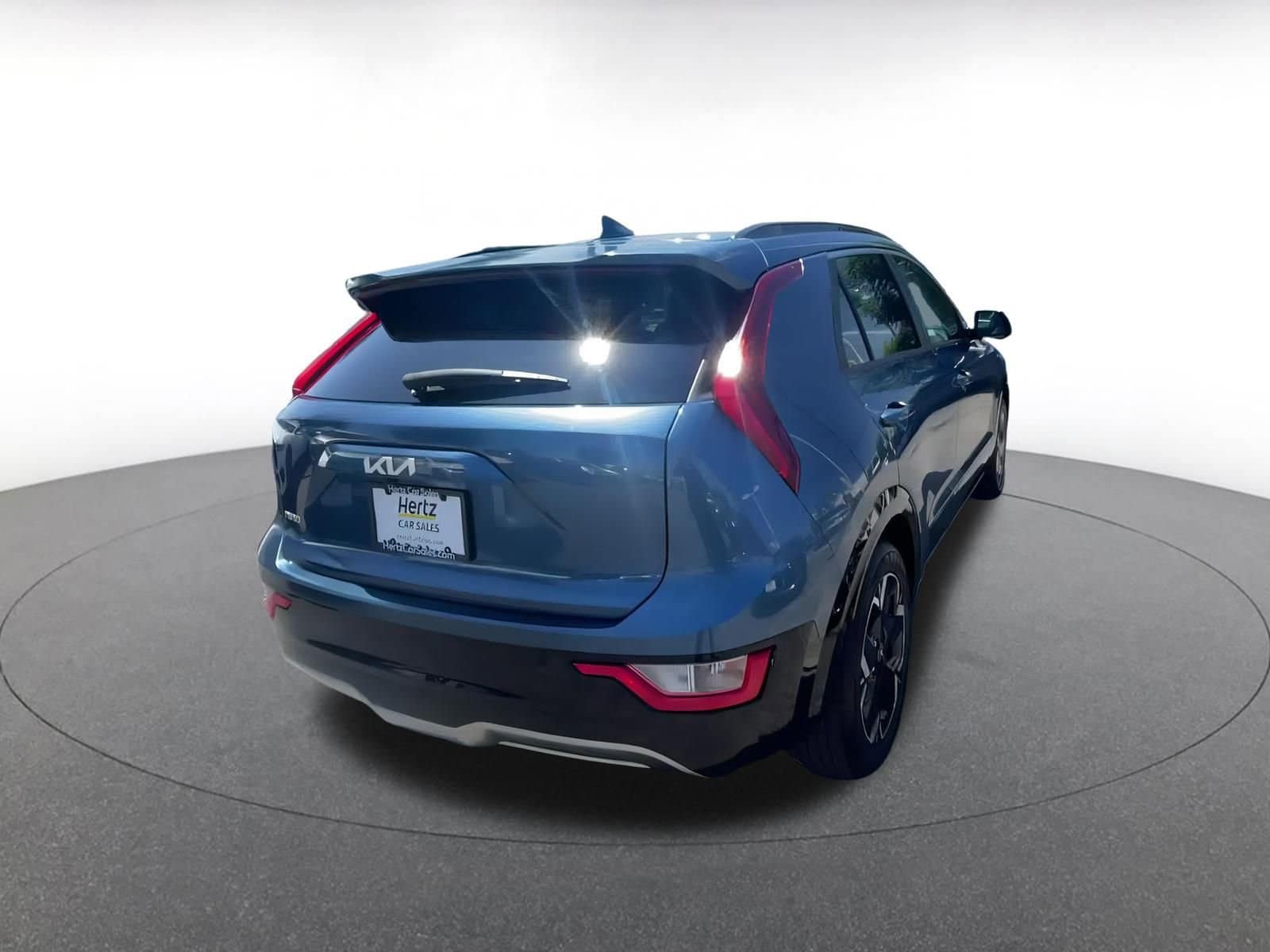 Thumbnail: 2023 Kia Niro - 14
