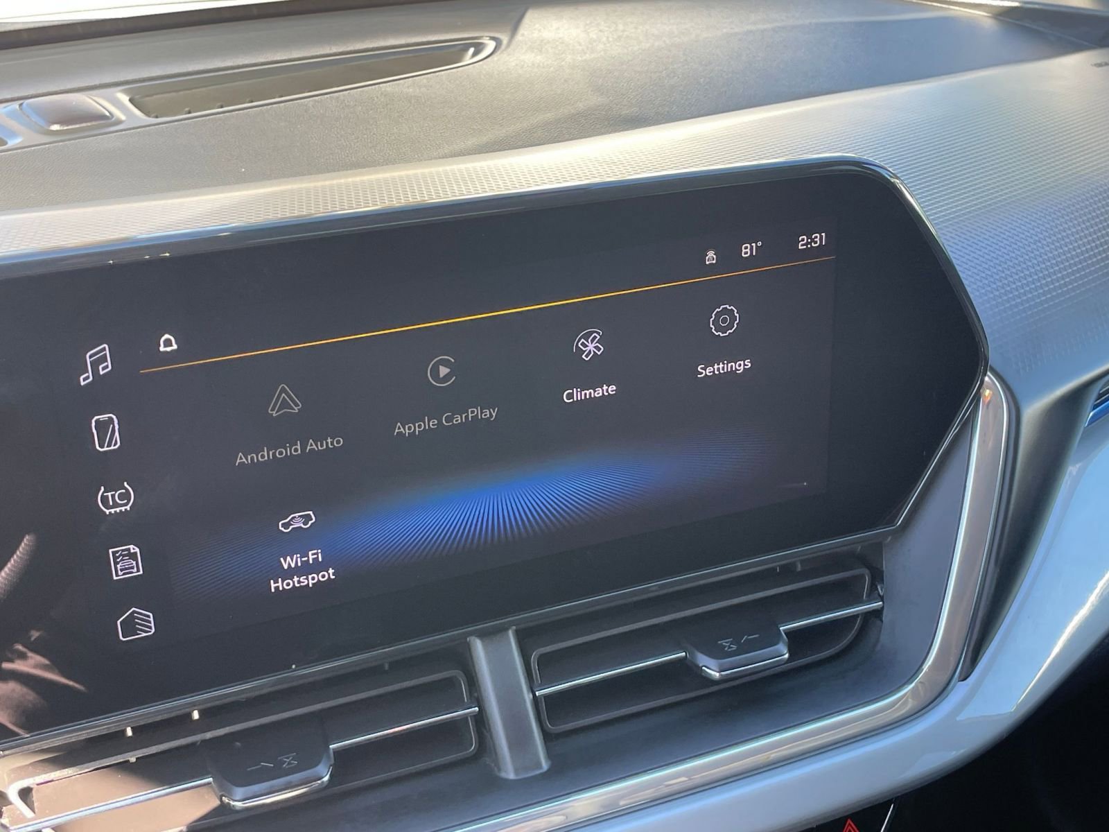 Thumbnail: 2025 Chevrolet Trax - 21