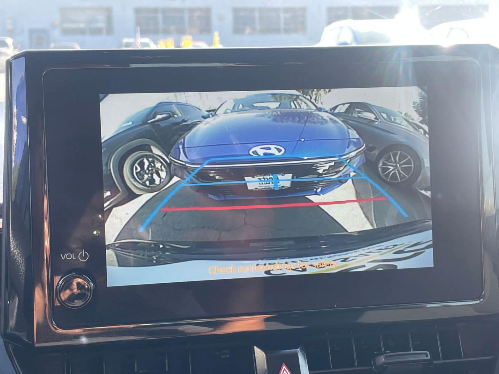 Thumbnail: 2025 Toyota Corolla - 17