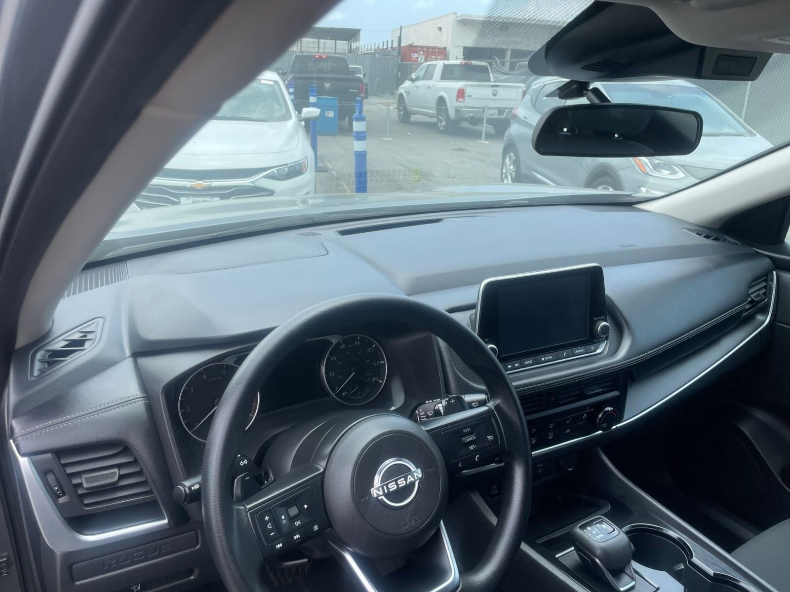 2024 Nissan Rogue S 33