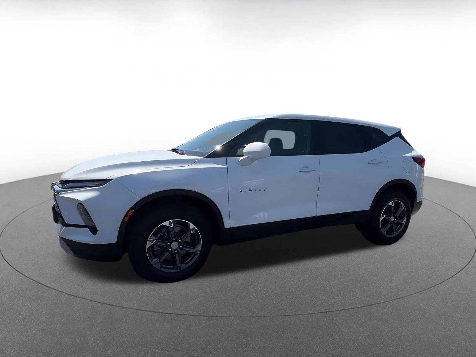 Thumbnail: 2025 Chevrolet Blazer - 8