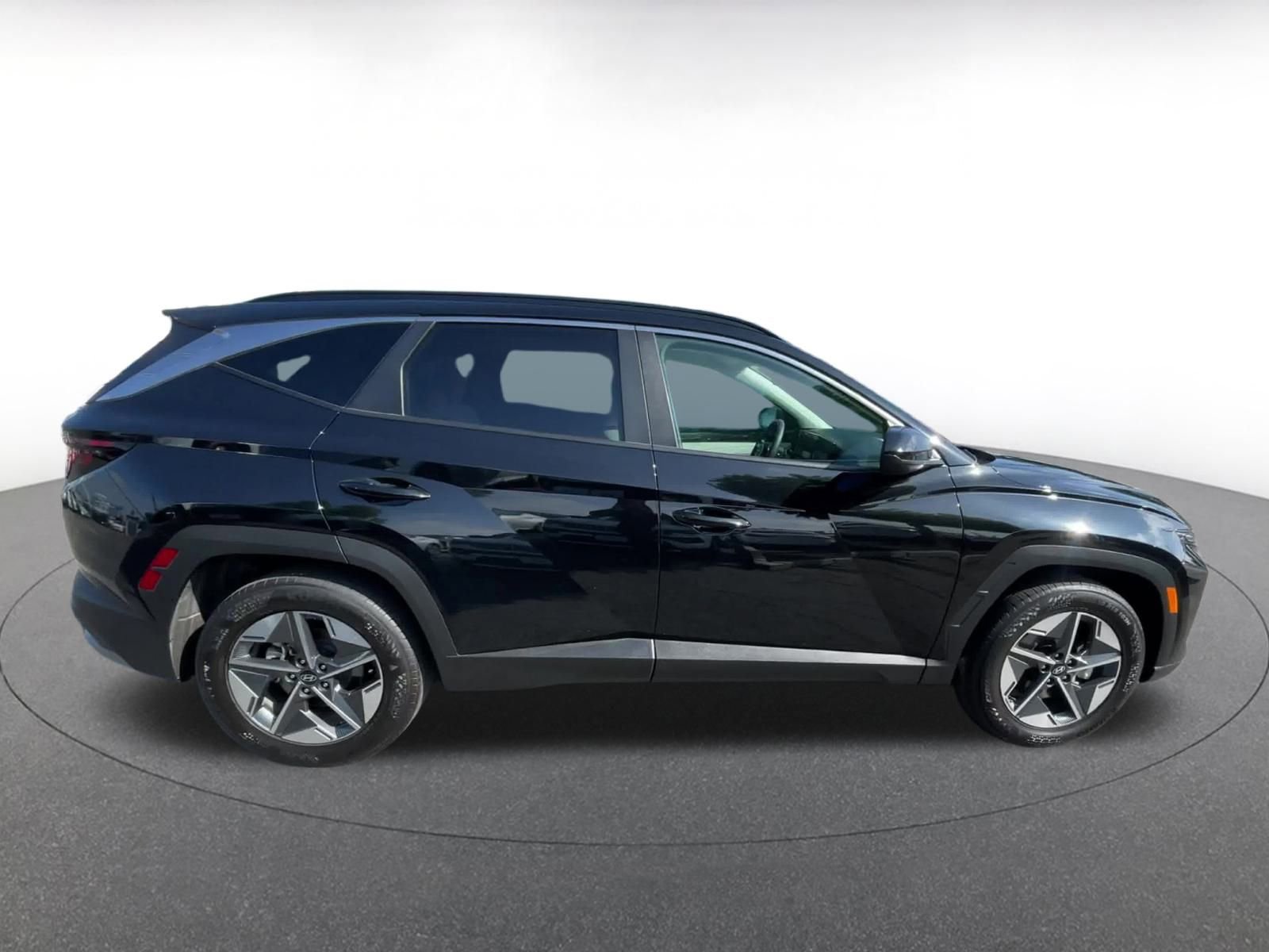 Thumbnail: 2025 Hyundai Tucson - 16