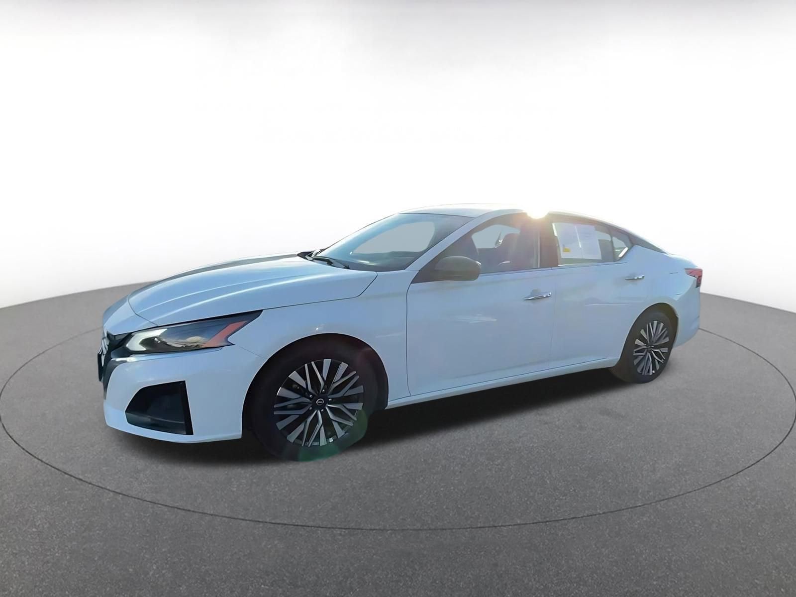 Thumbnail: 2025 Nissan Altima - 8