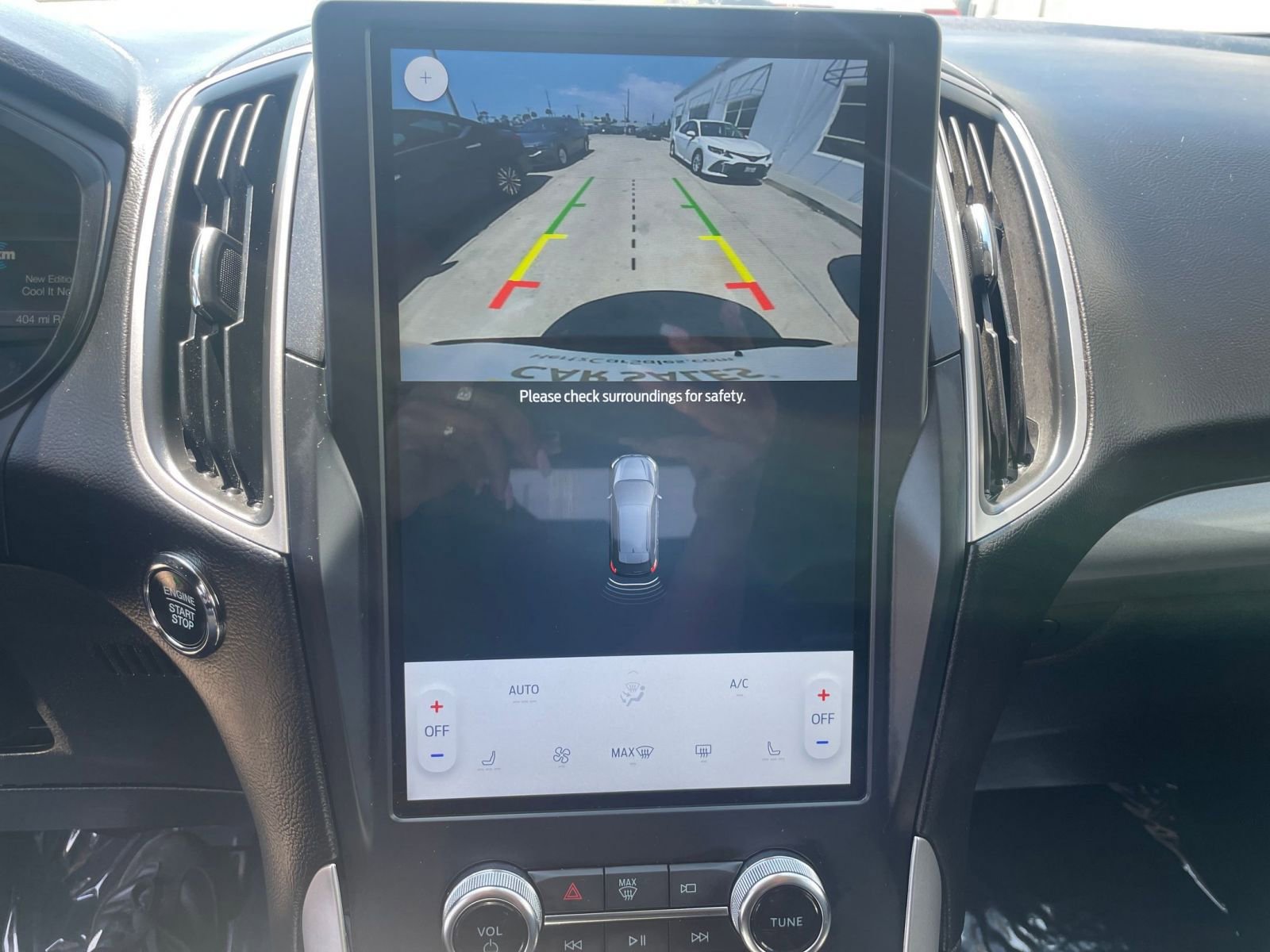 Thumbnail: 2024 Ford Edge - 17