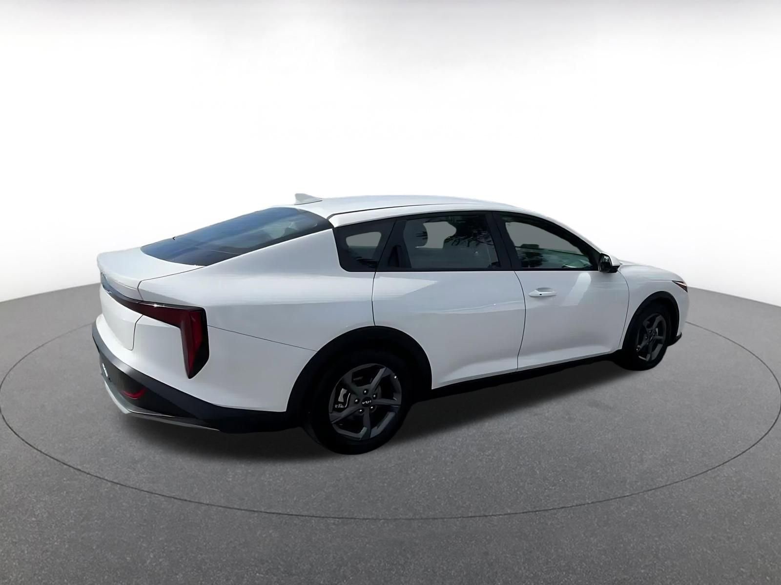 Thumbnail: 2025 Kia K4 - 15