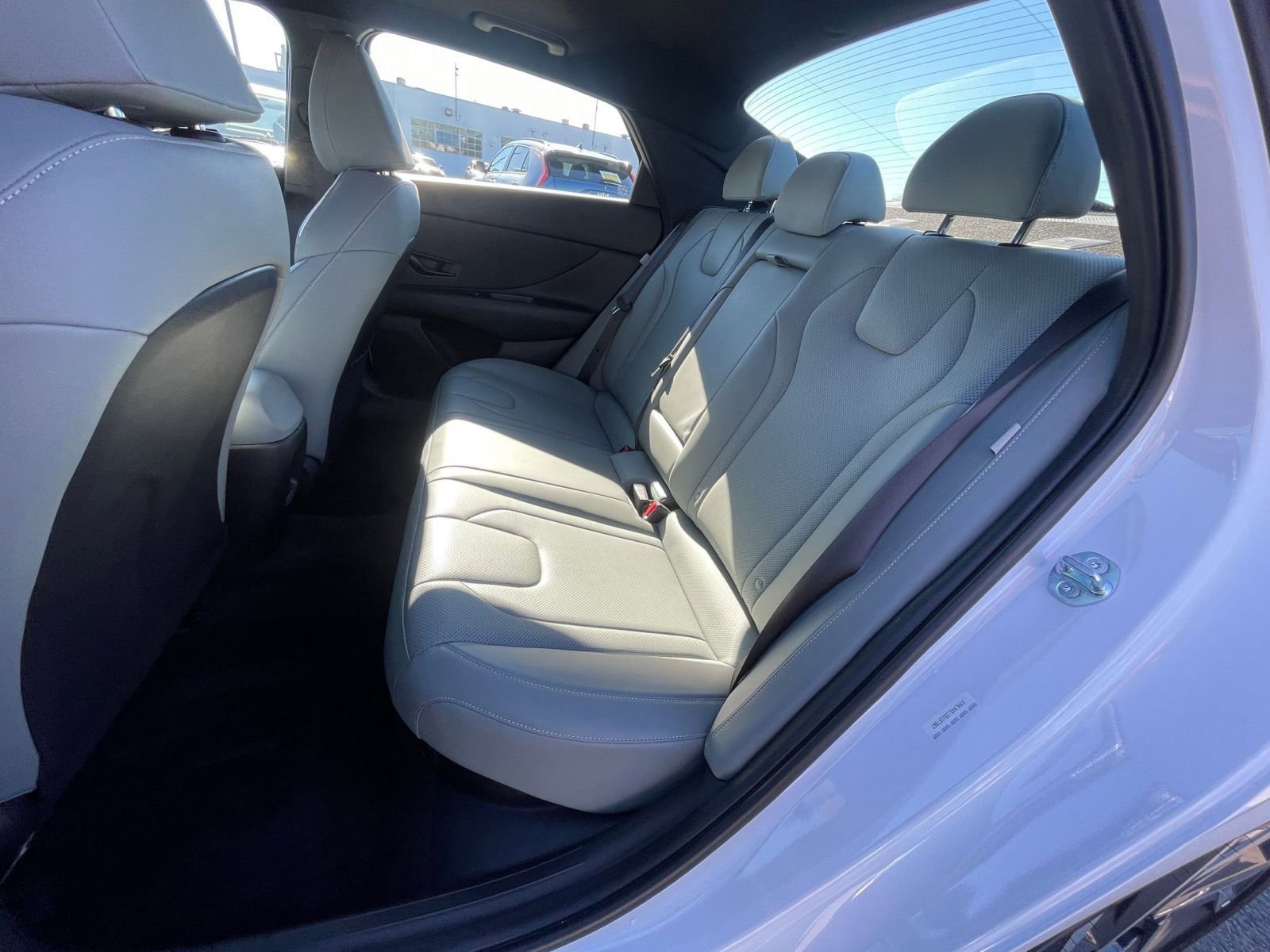 Thumbnail: 2025 Hyundai Elantra - 25