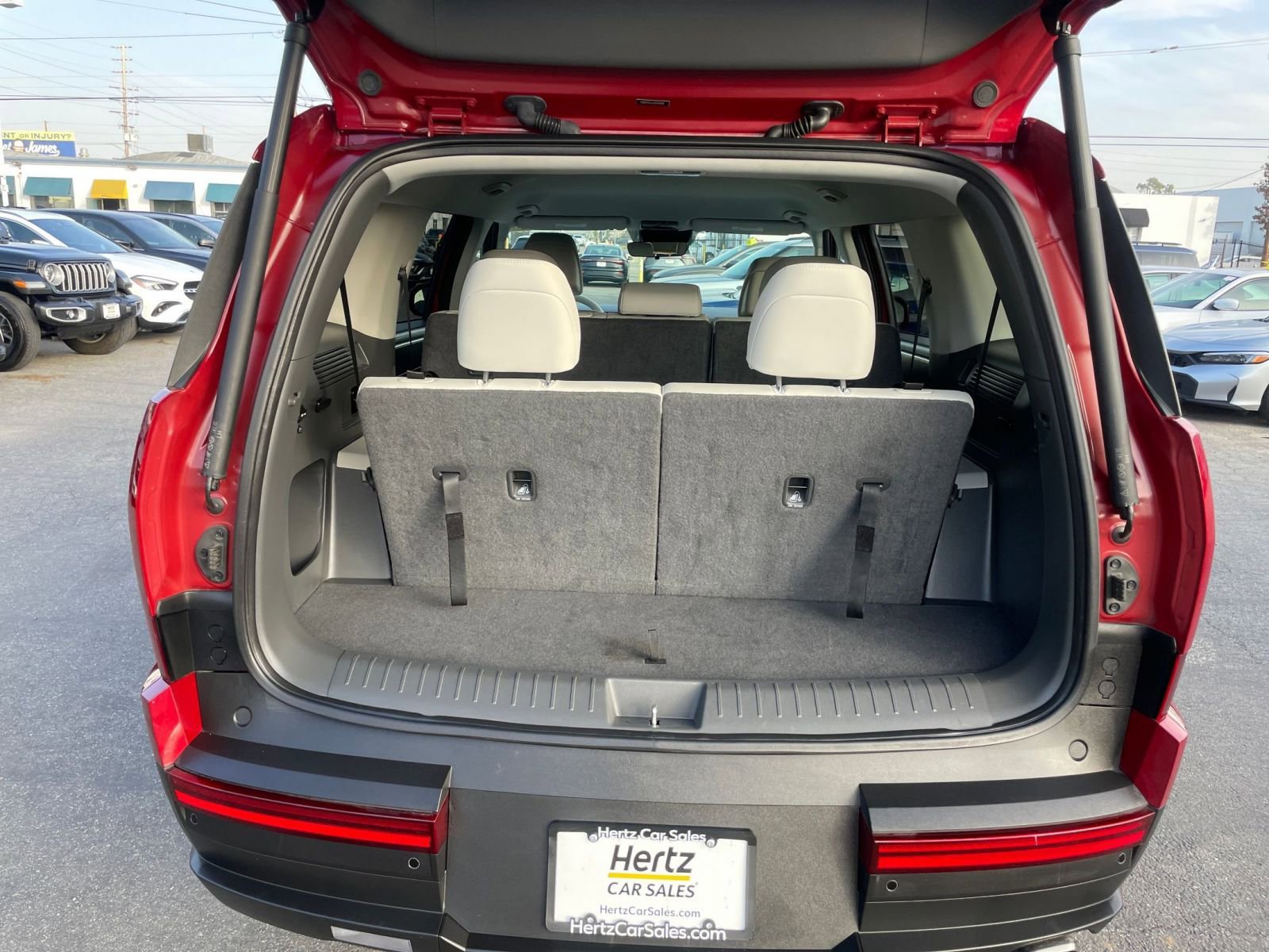 Thumbnail: 2025 Hyundai Santa Fe - 31