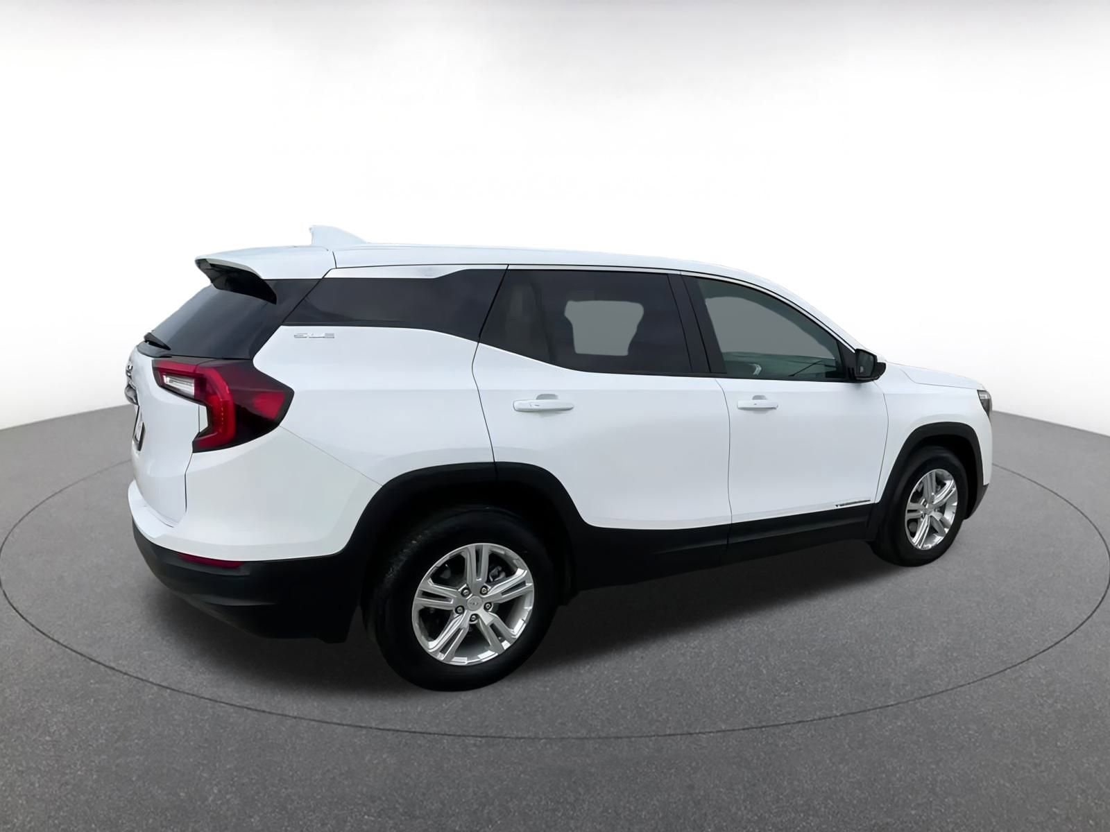 Thumbnail: 2024 GMC Terrain - 15