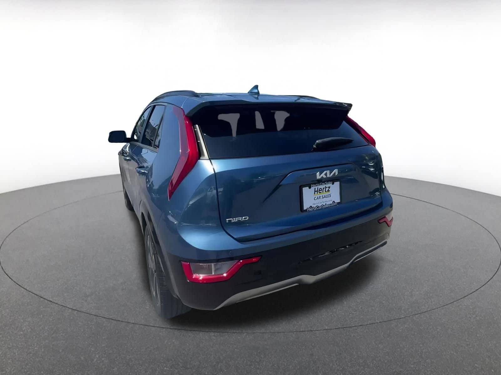 Thumbnail: 2023 Kia Niro - 11