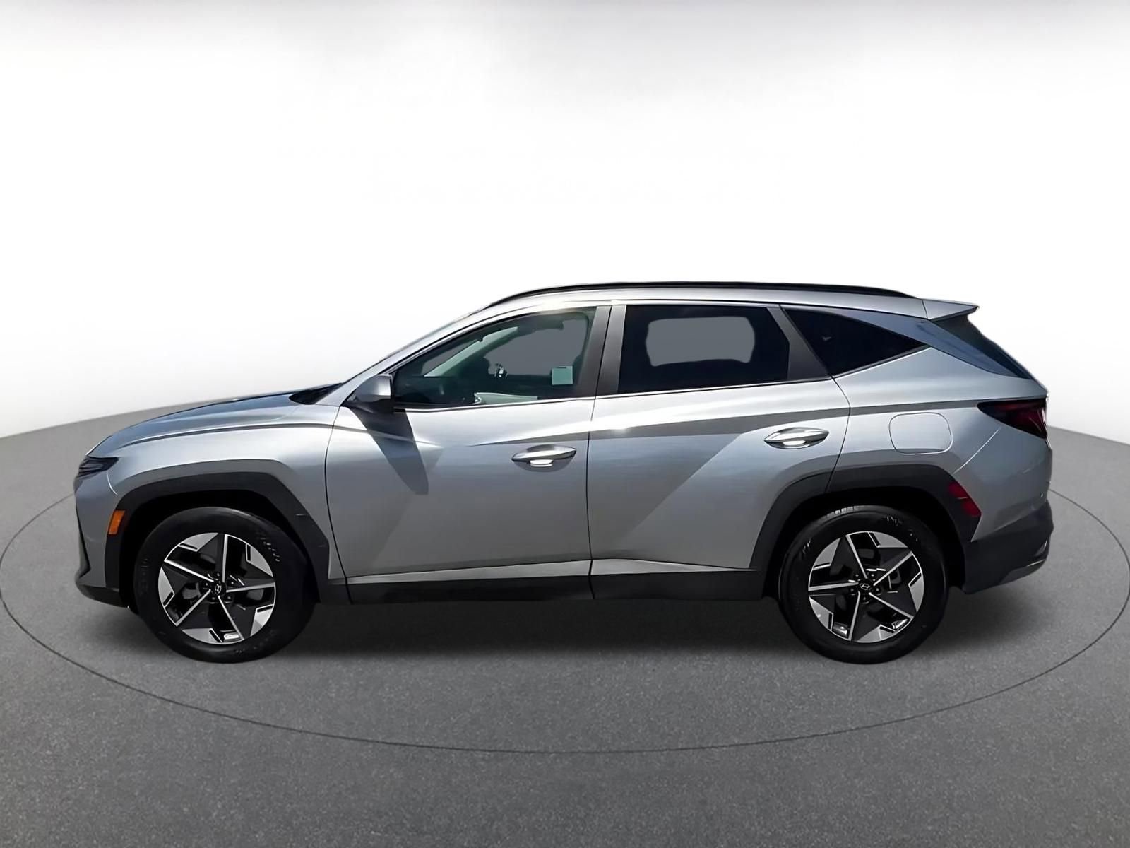 Thumbnail: 2025 Hyundai Tucson - 9