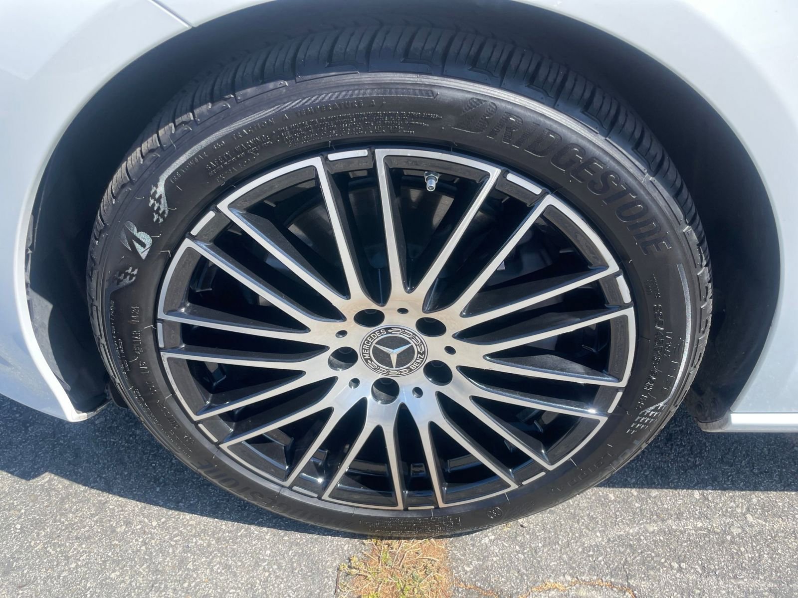 Thumbnail: 2024 Mercedes-Benz C-Class - 30