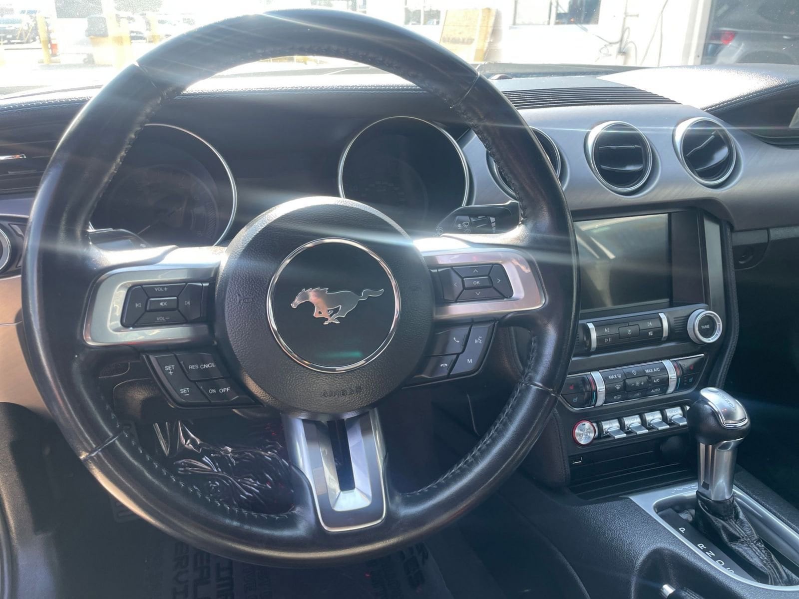 Thumbnail: 2022 Ford Mustang - 28