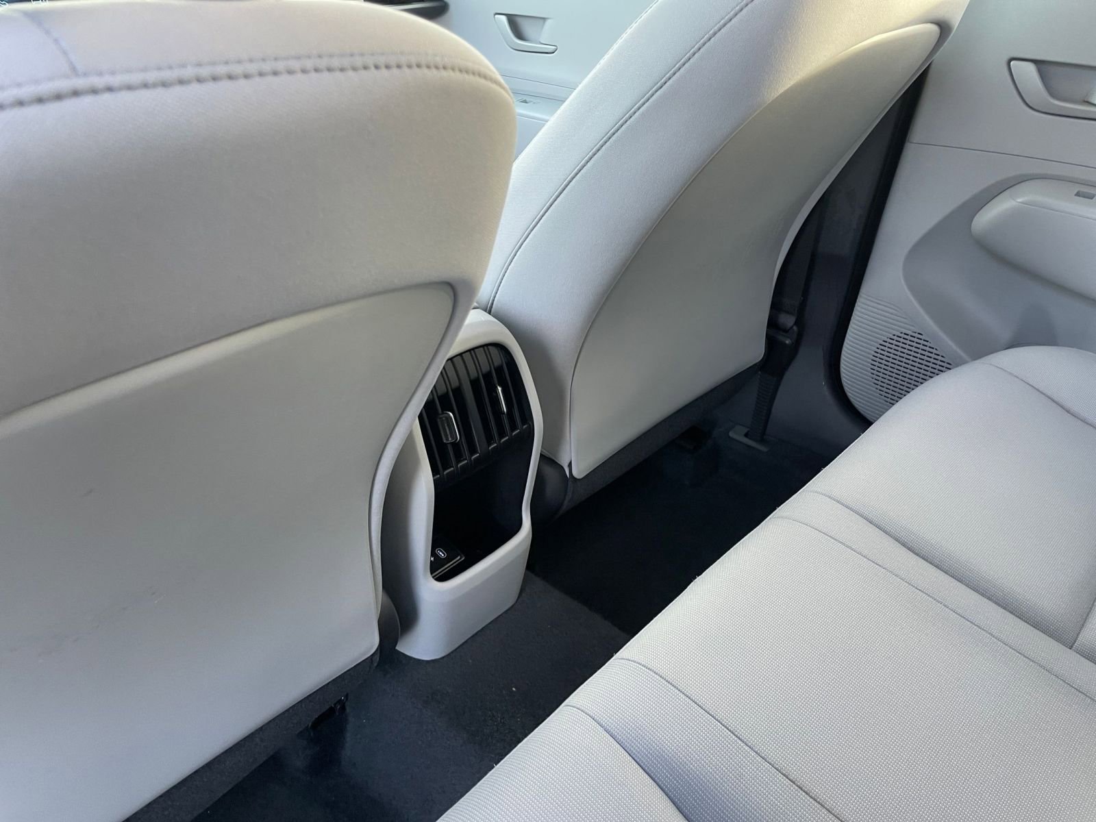 Thumbnail: 2025 Hyundai Kona - 24