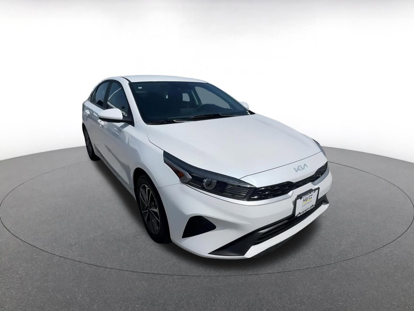 2024 Kia Forte LXS 3