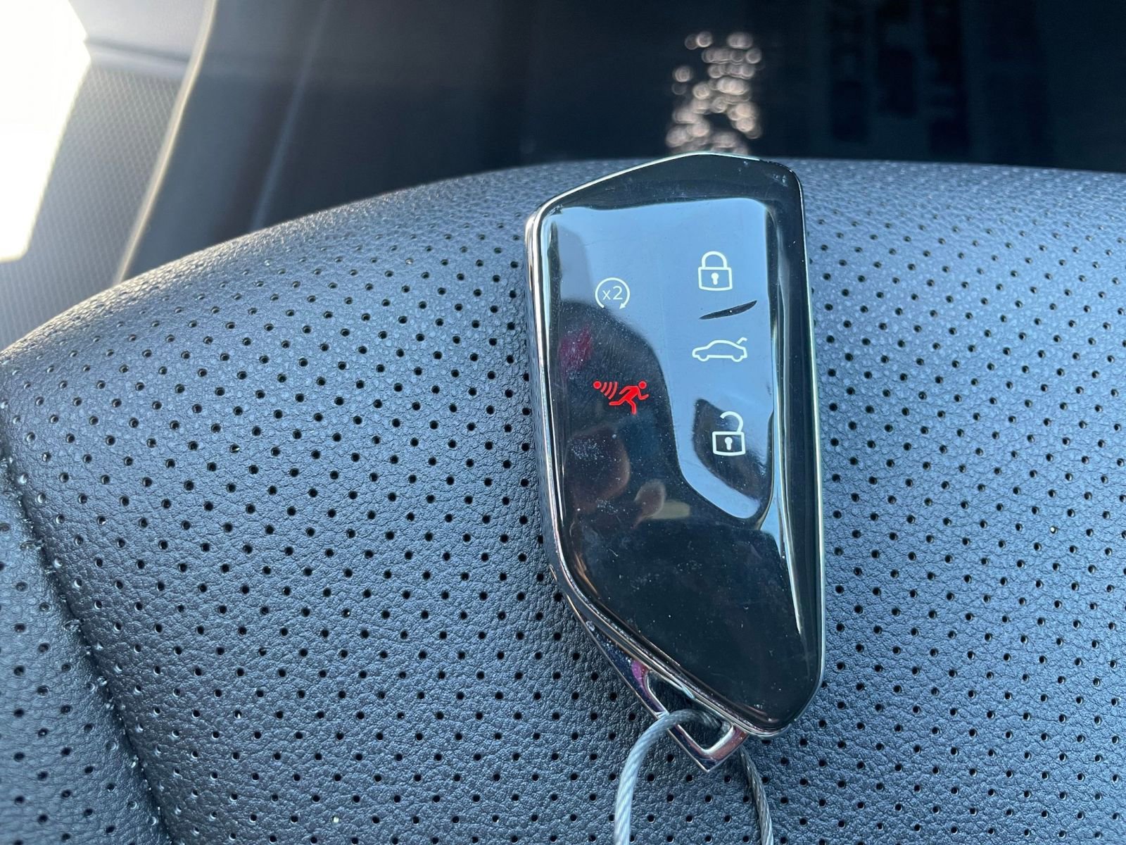 Thumbnail: 2025 Volkswagen Atlas - 22