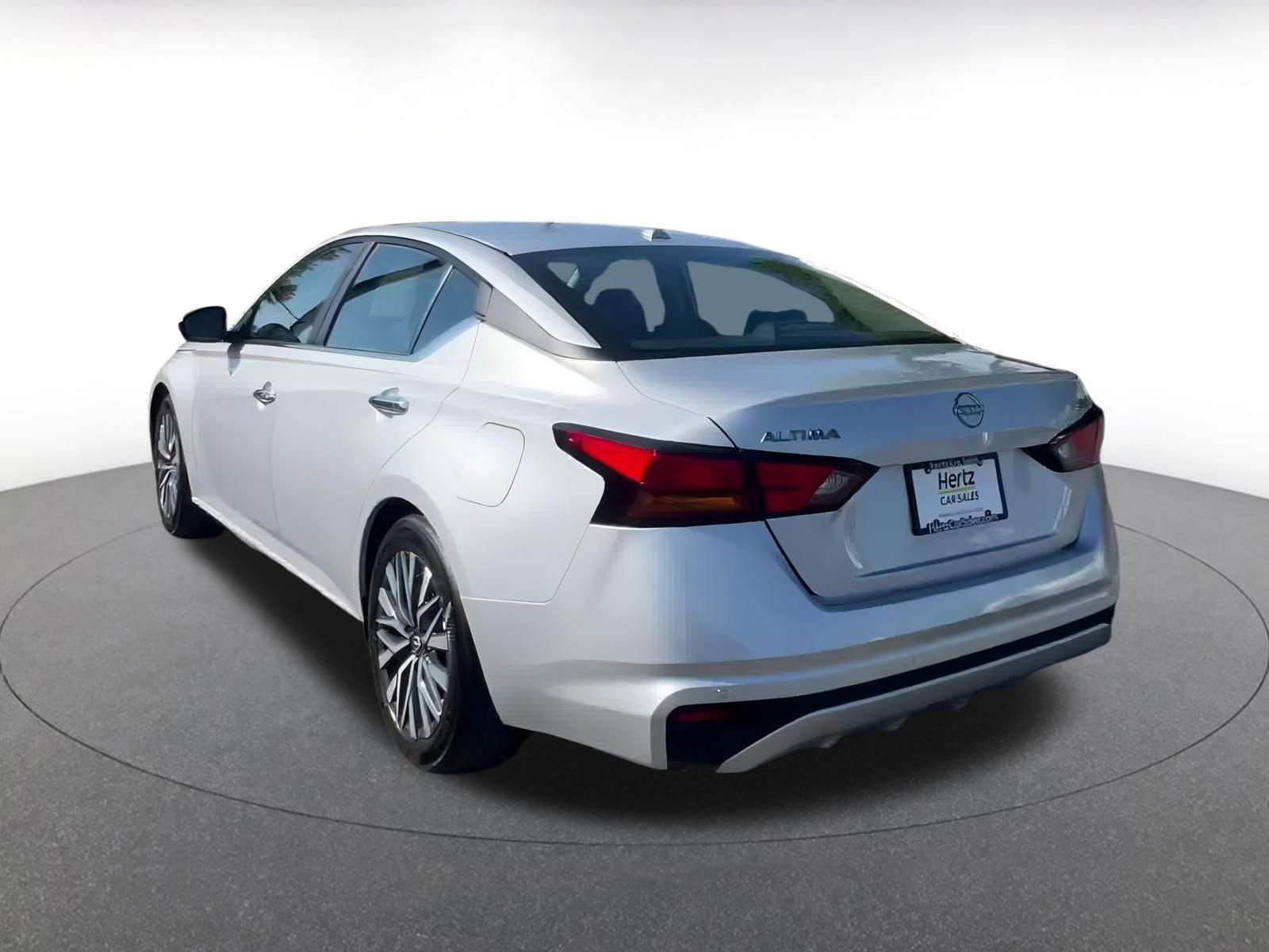 Thumbnail: 2024 Nissan Altima - 11