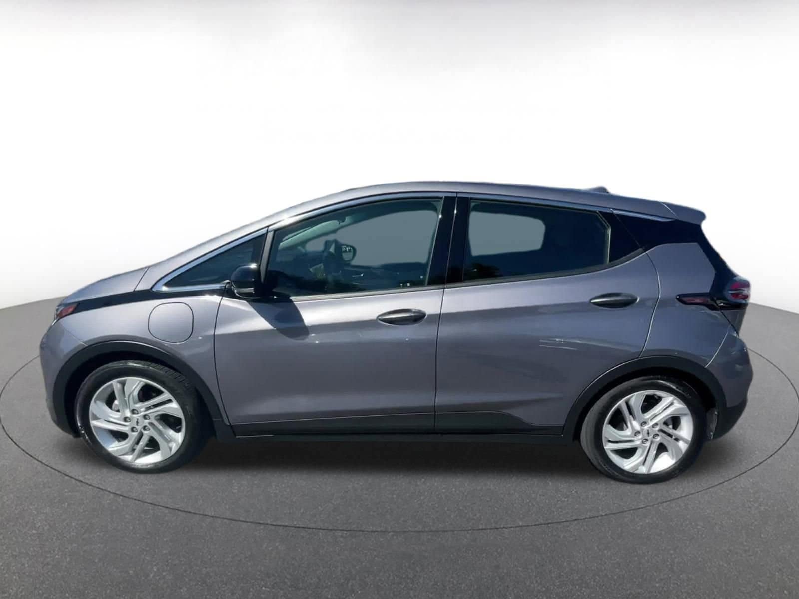 Thumbnail: 2023 Chevrolet Bolt EV - 9