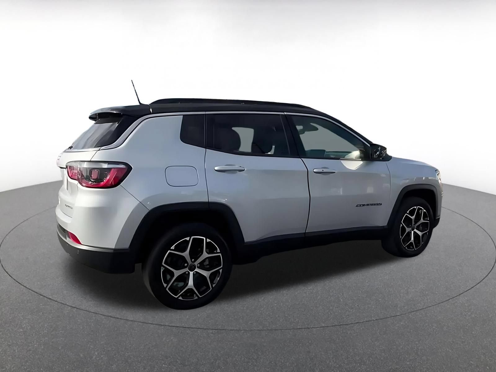 Thumbnail: 2025 Jeep Compass - 14