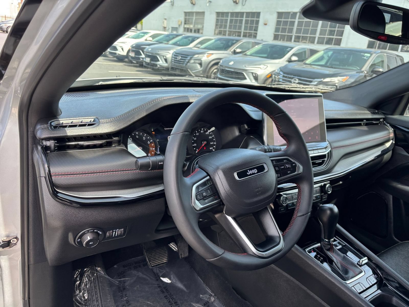 Thumbnail: 2025 Jeep Compass - 33