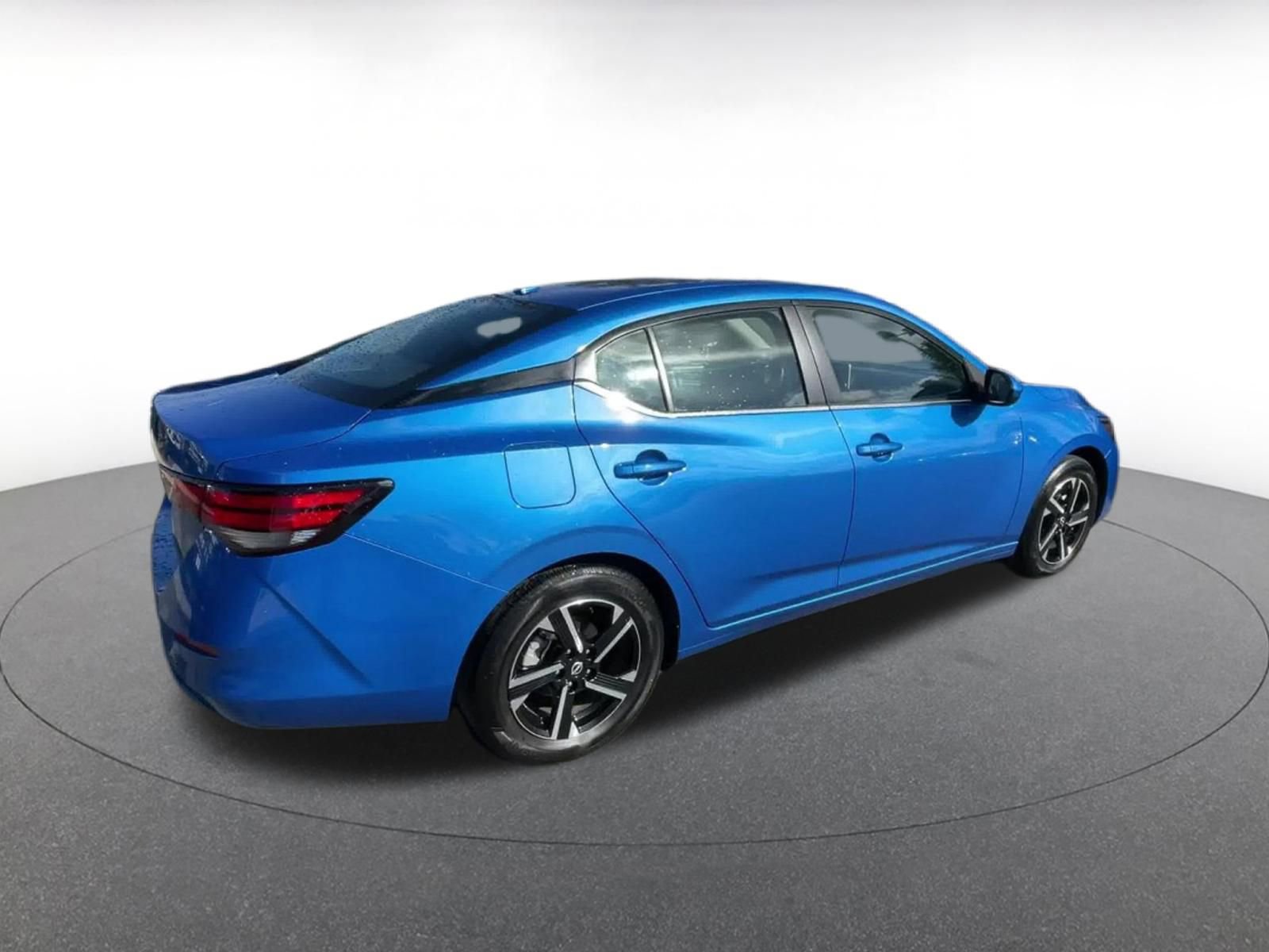Thumbnail: 2025 Nissan Sentra - 15