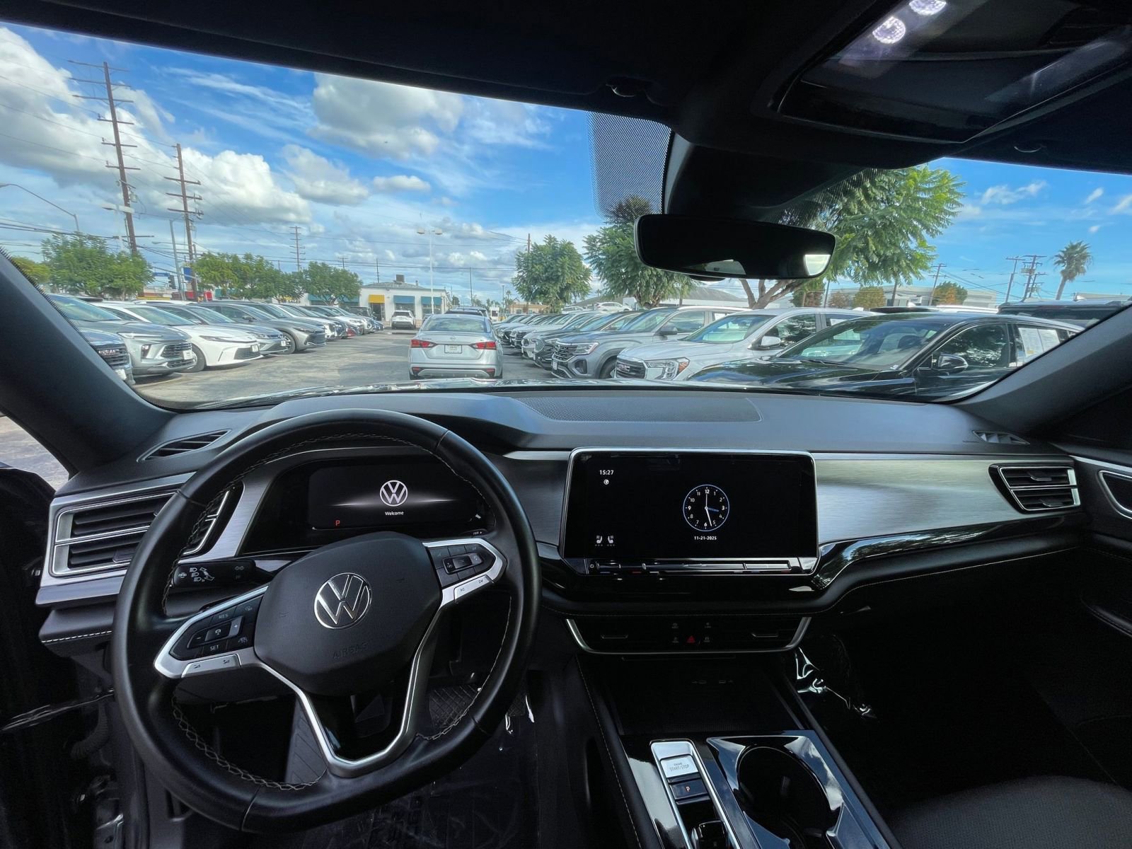 Thumbnail: 2025 Volkswagen Atlas - 33