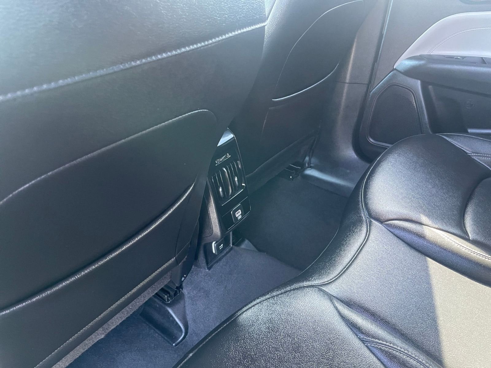 Thumbnail: 2025 Jeep Compass - 23