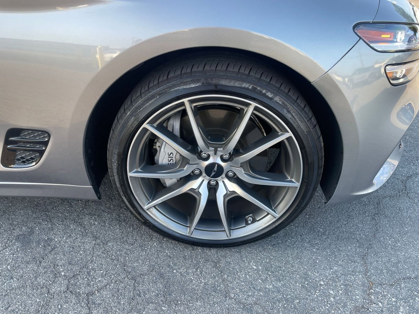 Thumbnail: 2025 Genesis G70 - 32