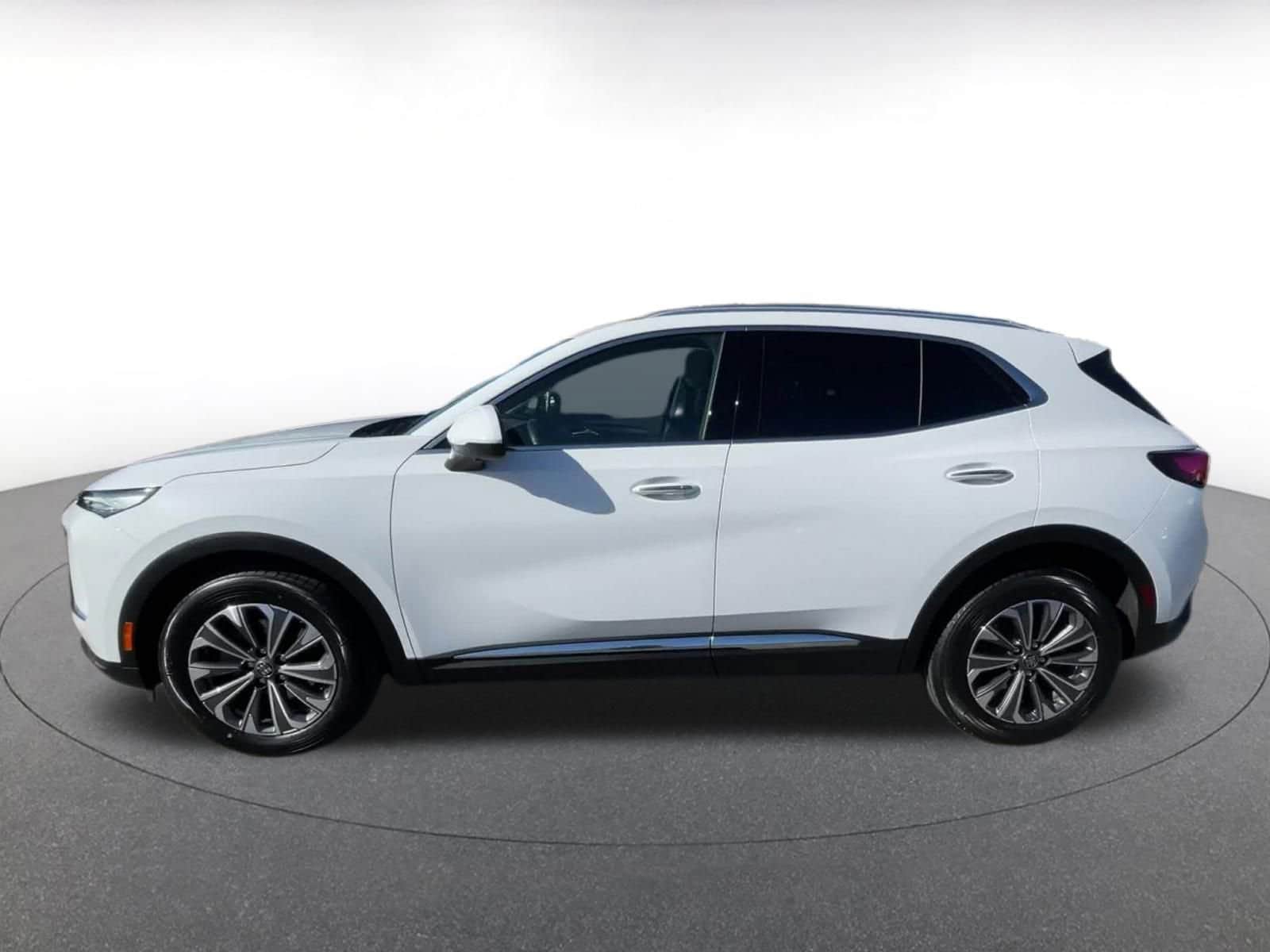 2024 Buick Envision Preferred 8