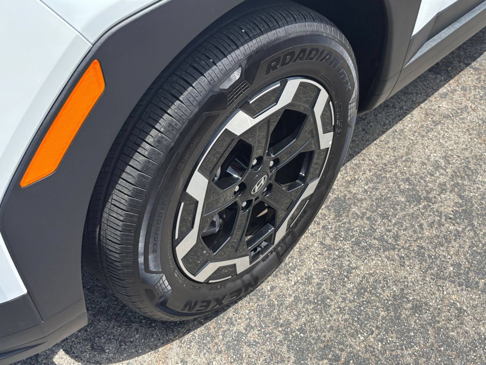 Thumbnail: 2026 Hyundai Santa Fe - 28