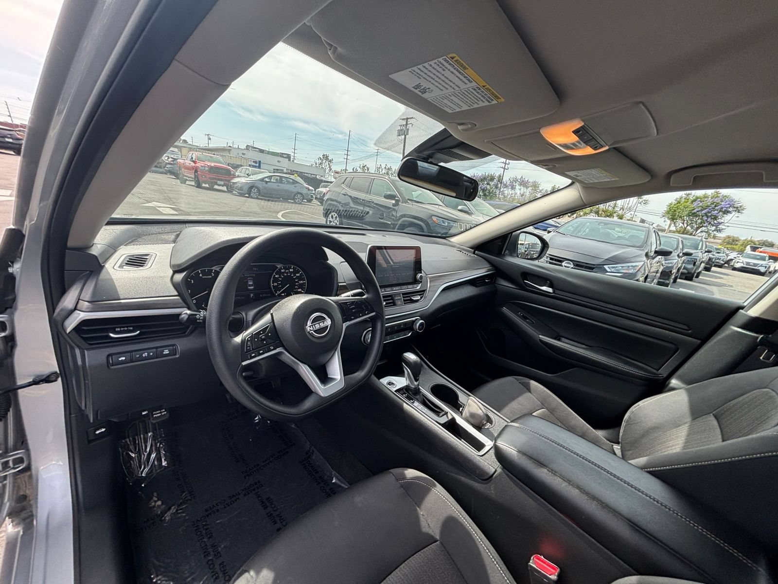 Thumbnail: 2025 Nissan Altima - 32