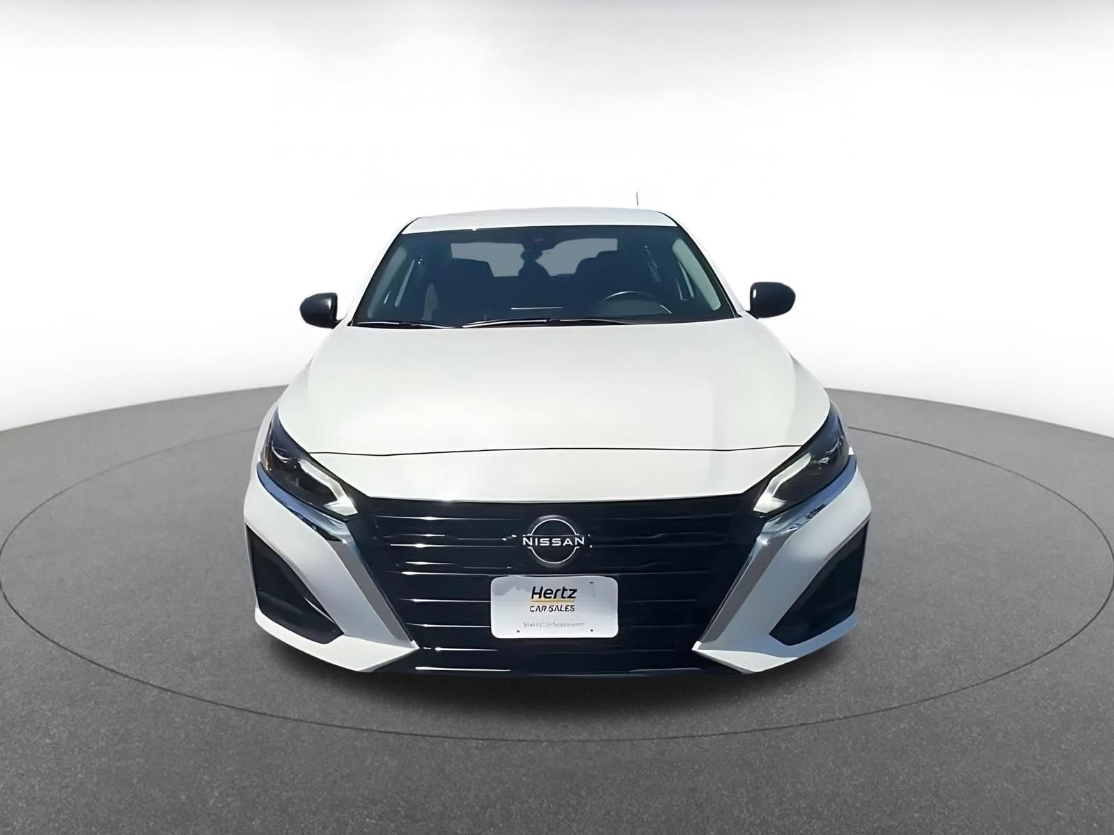 Thumbnail: 2025 Nissan Altima - 4
