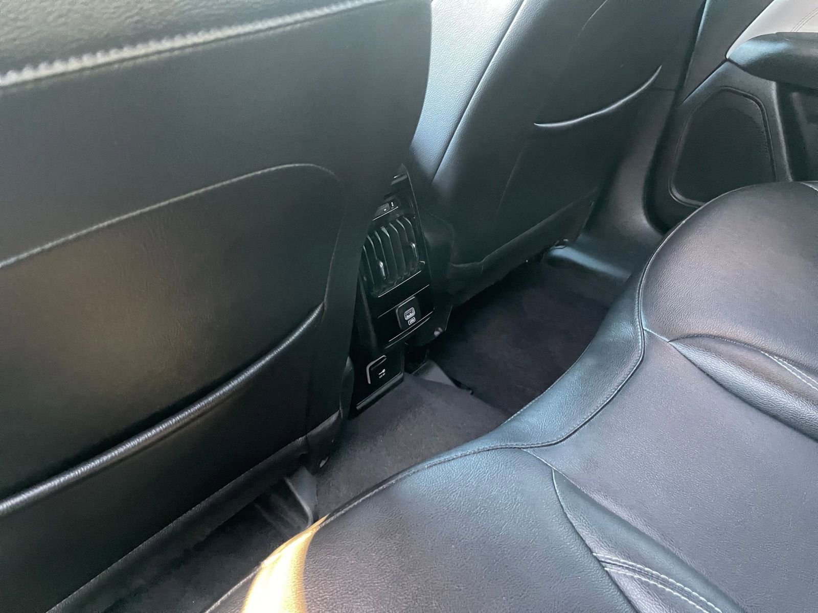 Thumbnail: 2025 Jeep Compass - 23