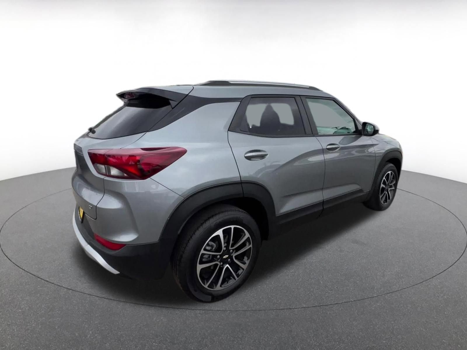 Thumbnail: 2025 Chevrolet TrailBlazer - 14