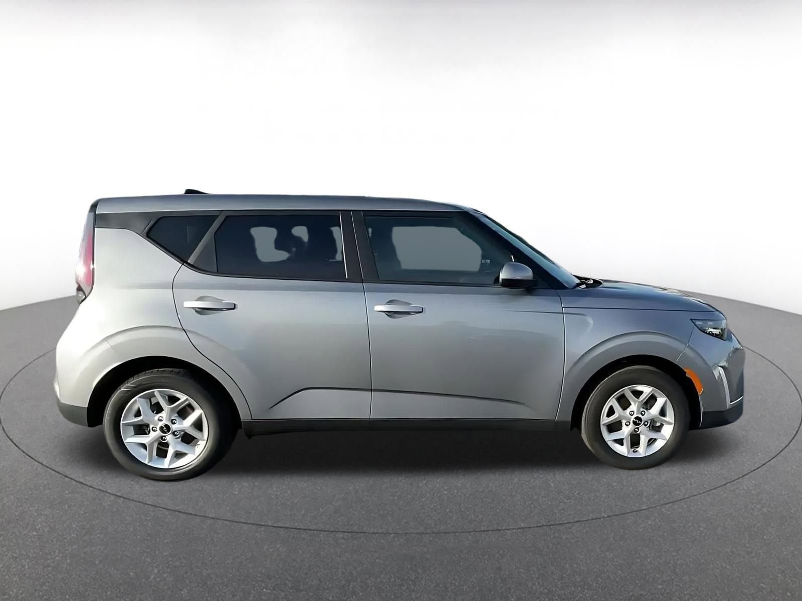 Thumbnail: 2025 Kia Soul - 16