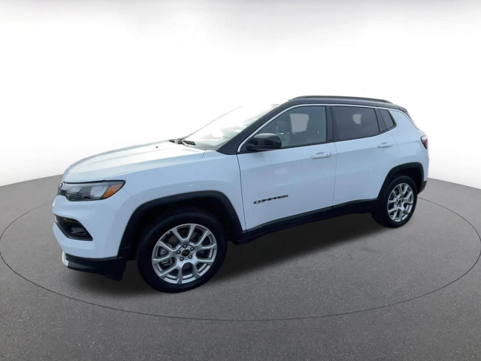 Thumbnail: 2025 Jeep Compass - 8