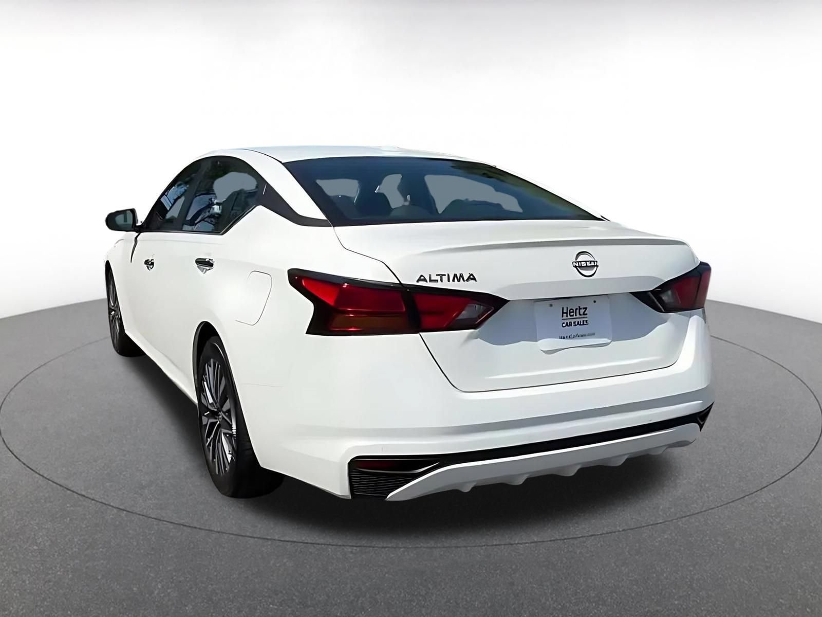 Thumbnail: 2025 Nissan Altima - 11