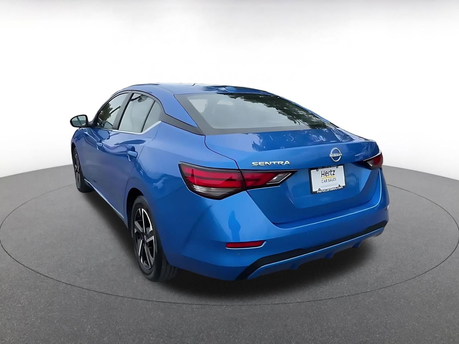 Thumbnail: 2025 Nissan Sentra - 11