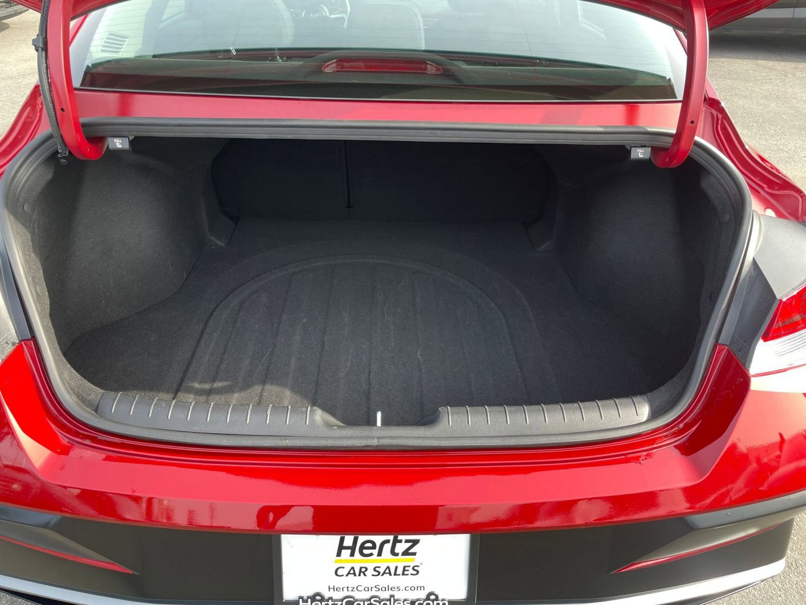 Thumbnail: 2025 Hyundai Elantra - 31