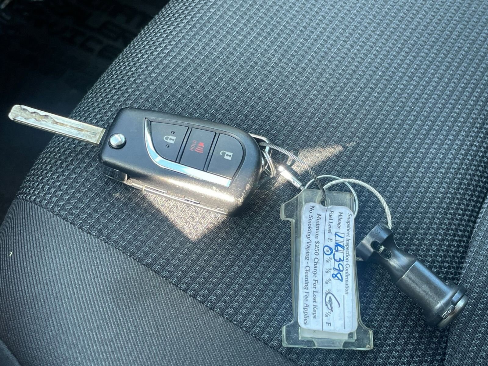 Thumbnail: 2025 Toyota RAV4 - 22