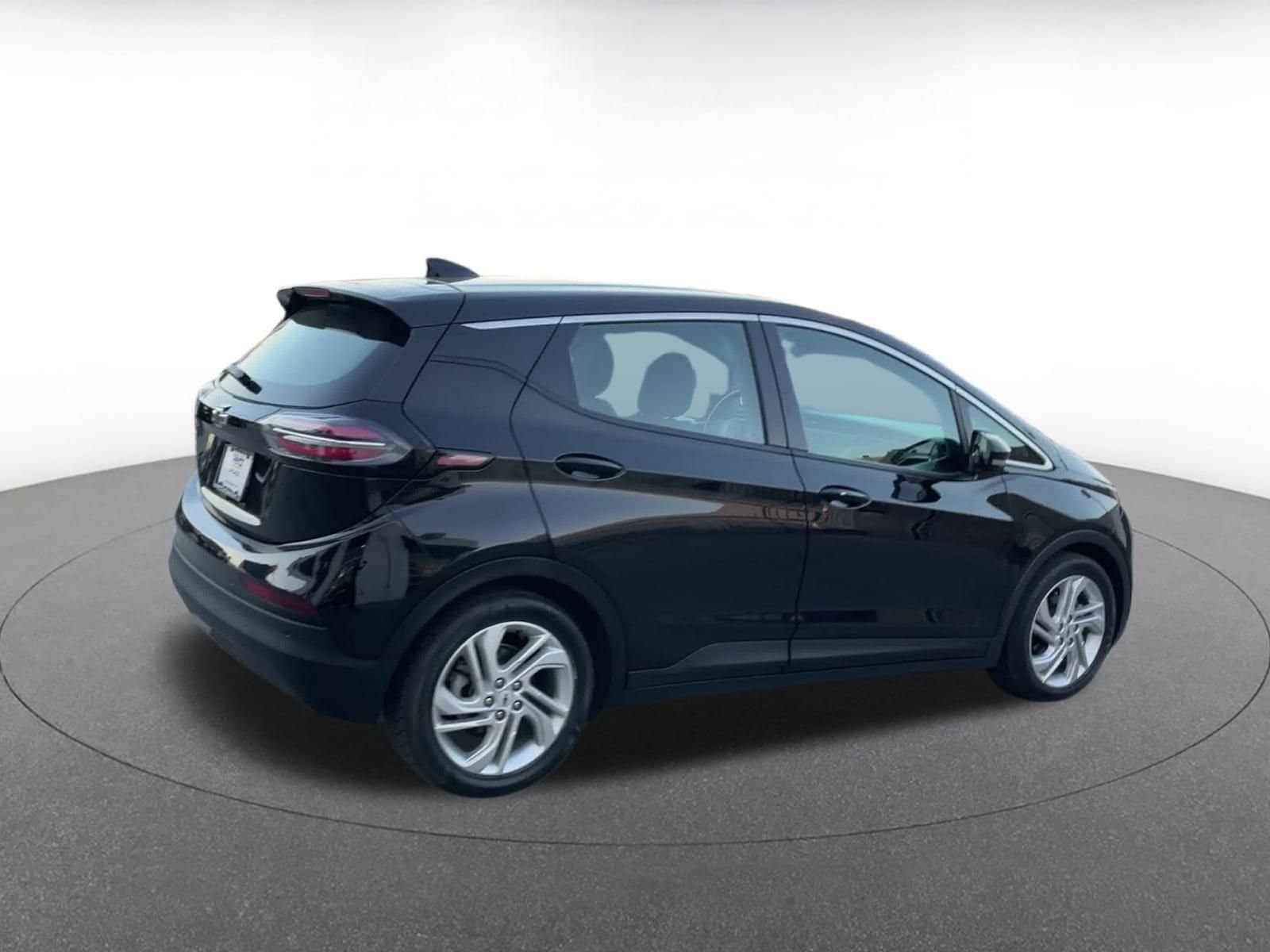 Thumbnail: 2023 Chevrolet Bolt EV - 15