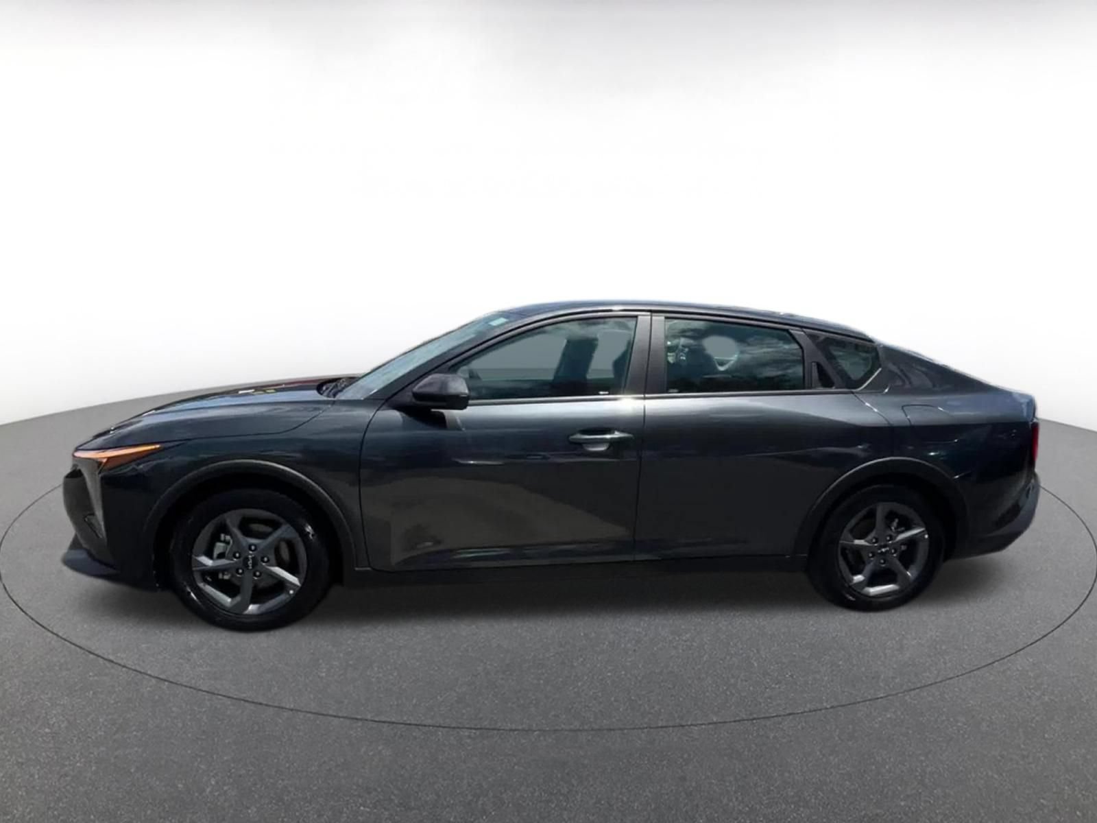 Thumbnail: 2025 Kia K4 - 10