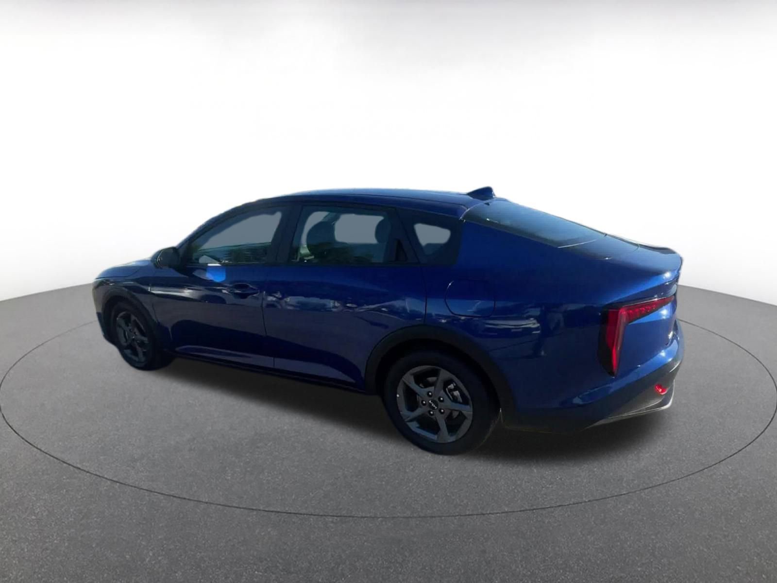 Thumbnail: 2025 Kia K4 - 10