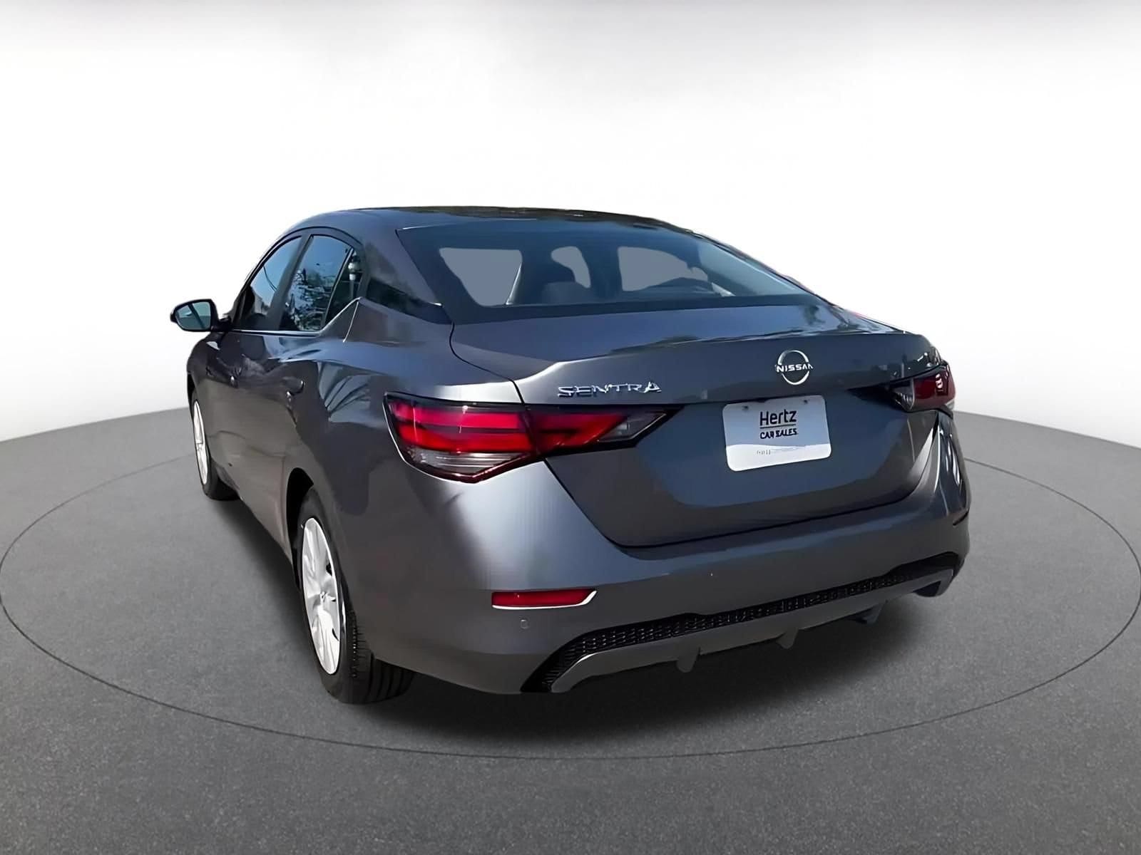 Thumbnail: 2025 Nissan Sentra - 11