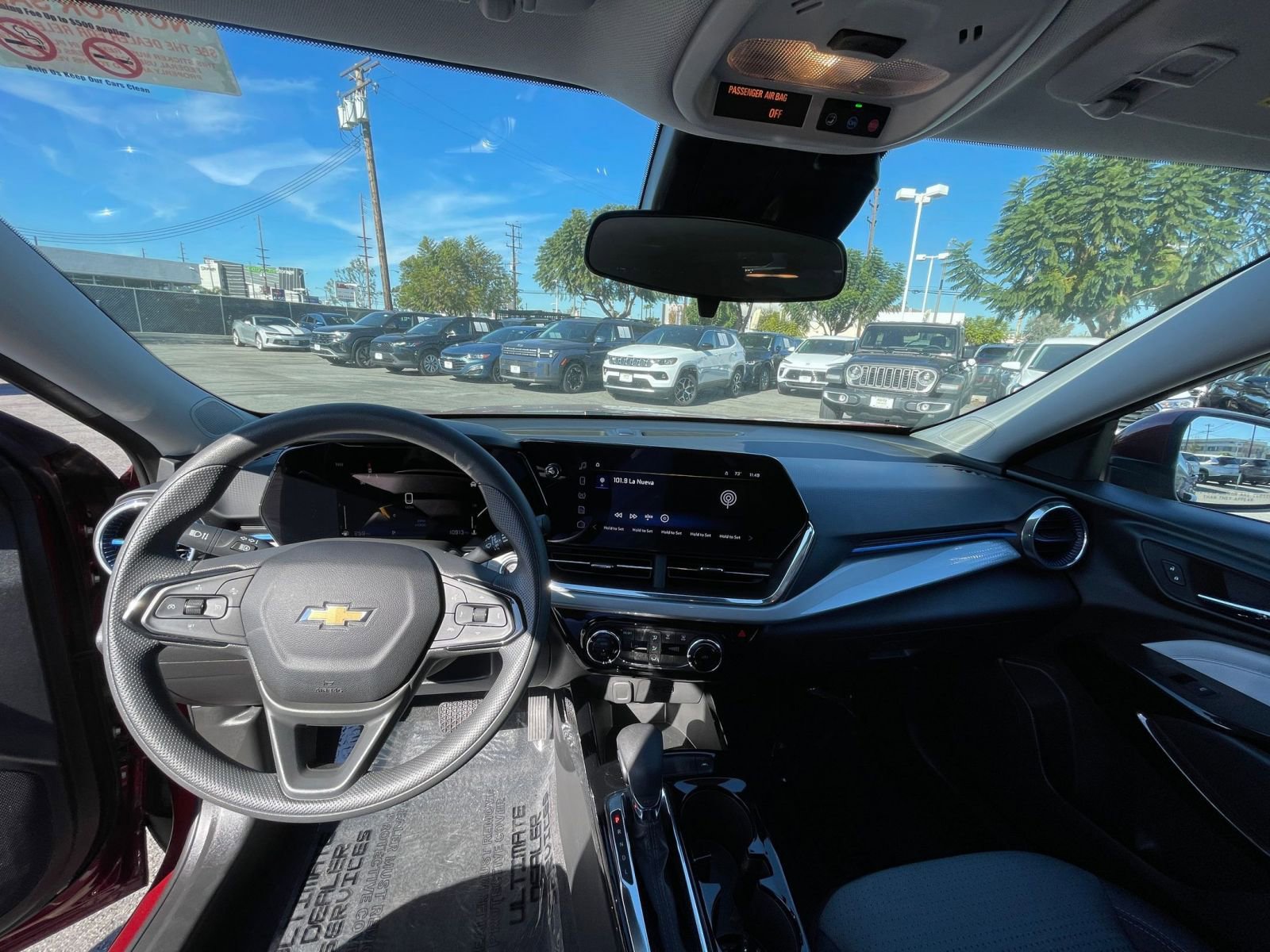 Thumbnail: 2025 Chevrolet Trax - 33