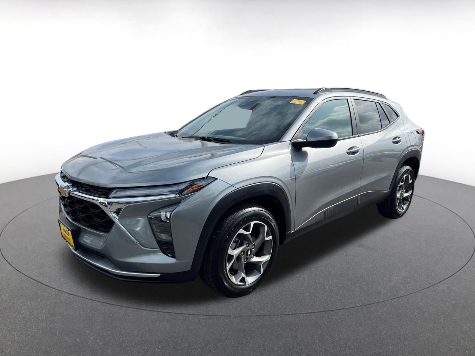Thumbnail: 2025 Chevrolet Trax - 4