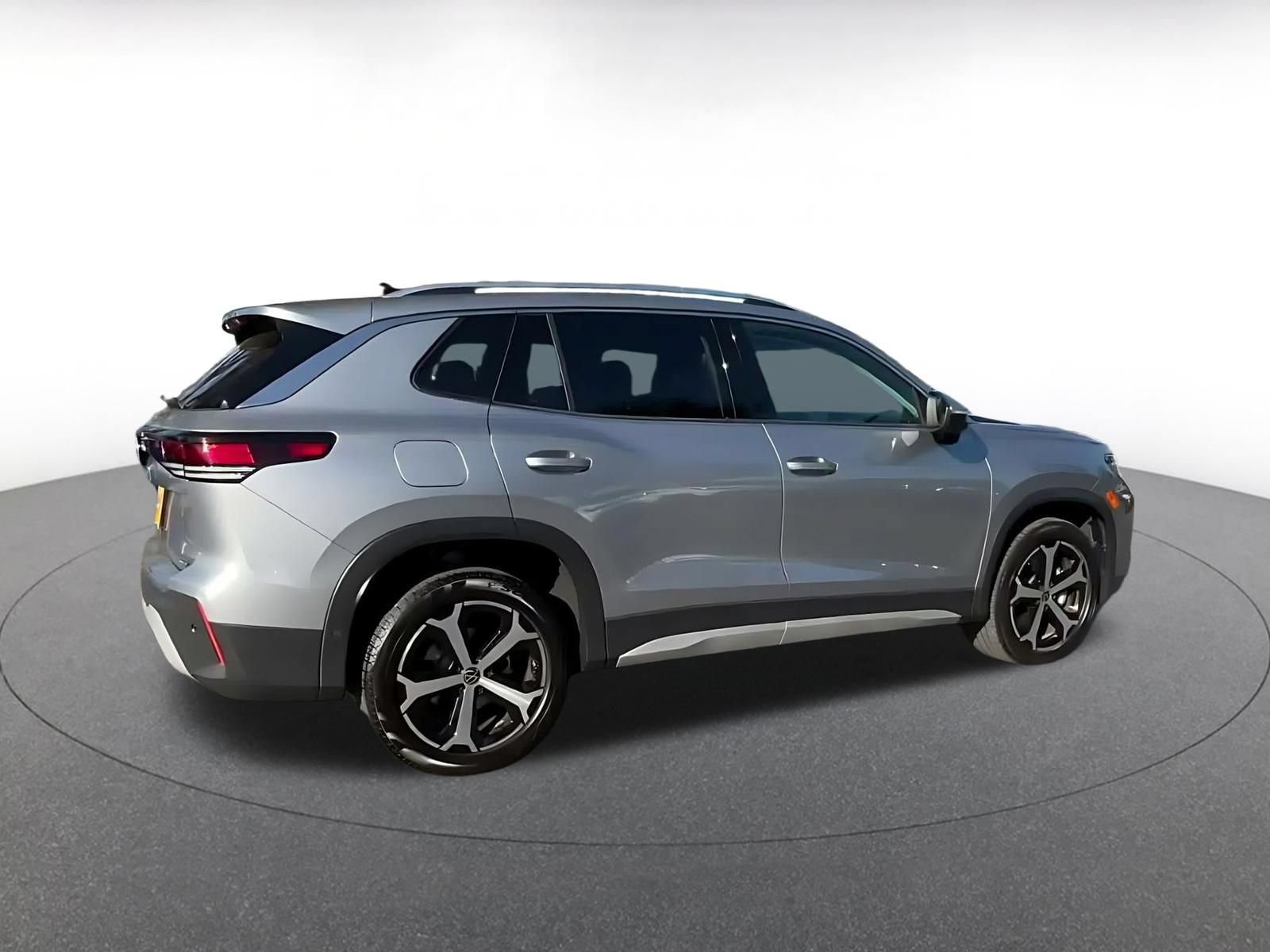 Thumbnail: 2026 Volkswagen Tiguan - 14