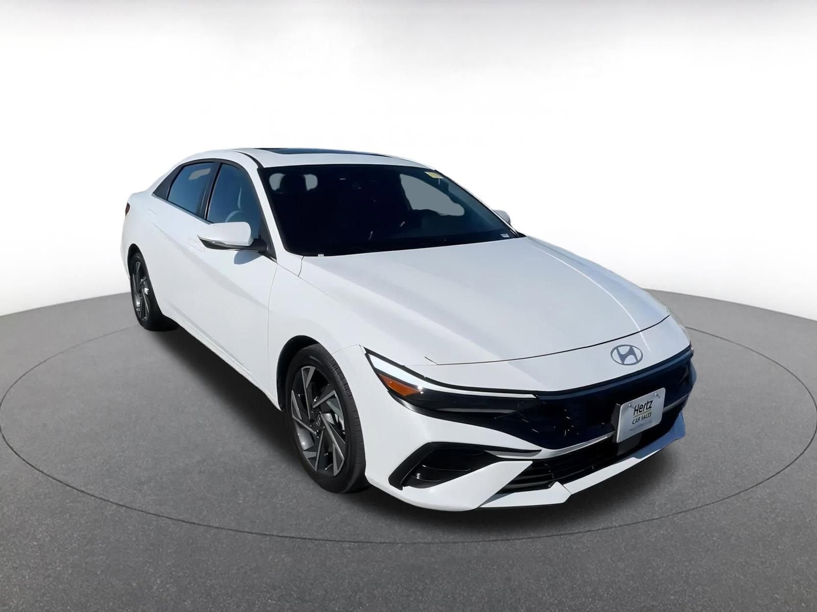 Thumbnail: 2025 Hyundai Elantra - 3