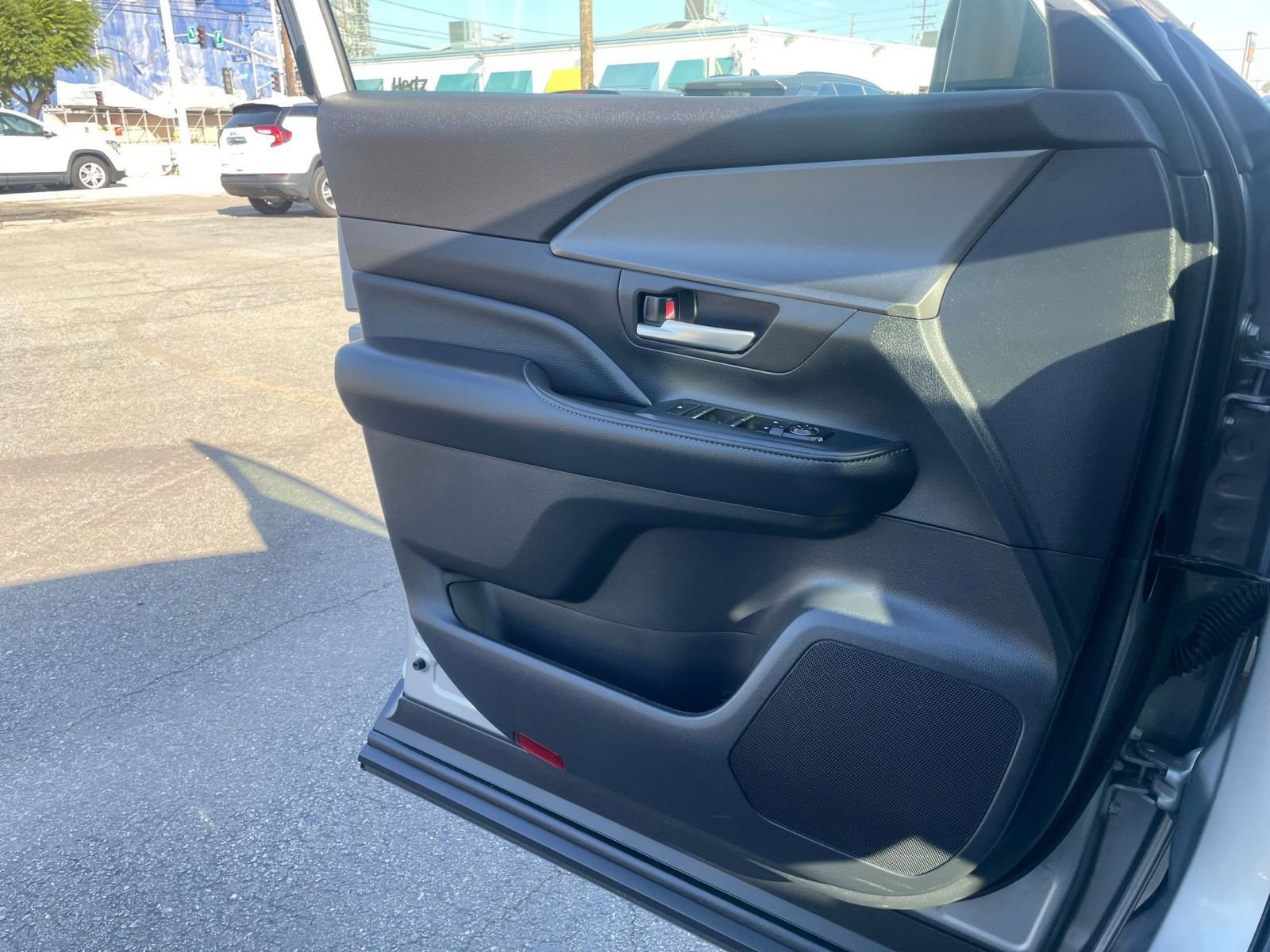 Thumbnail: 2025 Toyota Grand Highlander - 20