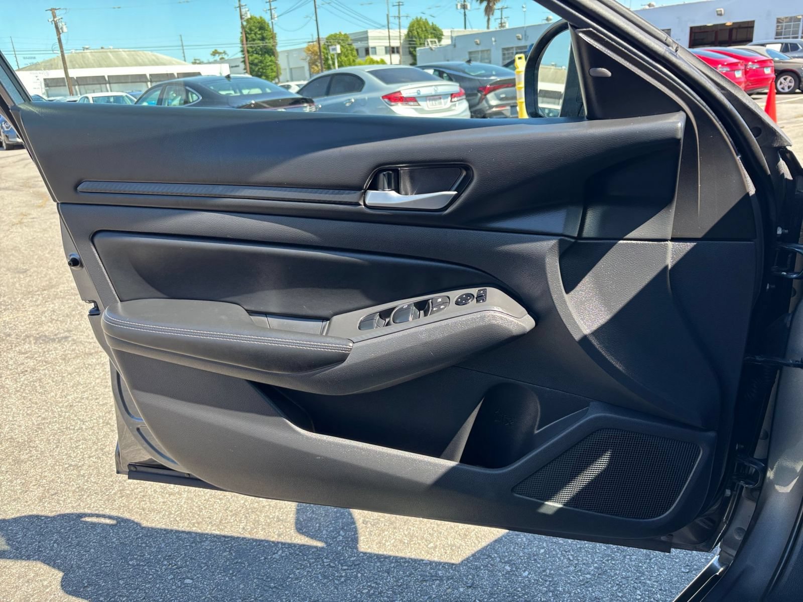 Thumbnail: 2025 Nissan Altima - 18