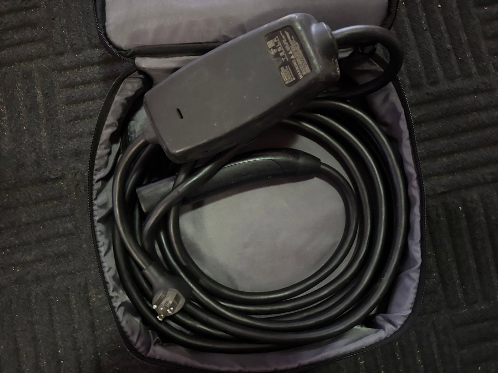 Thumbnail: 2023 Kia EV6 - 21